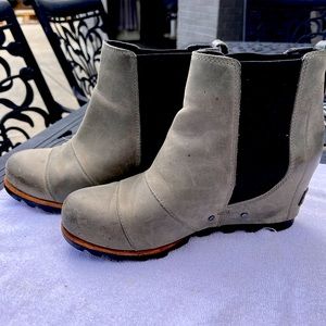 Sorel wedge waterproof booty gray black